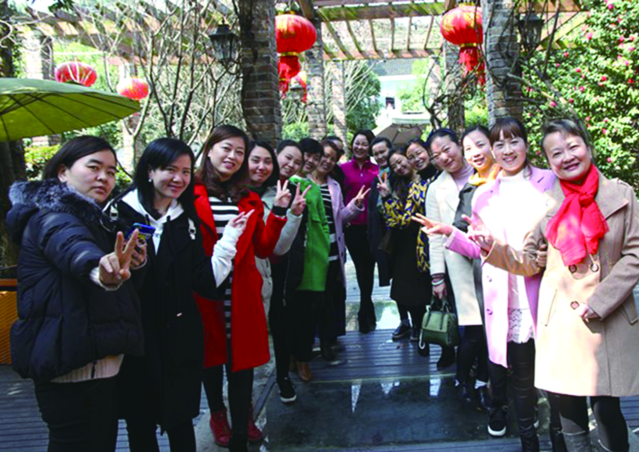 3月8日，集團(tuán)公司機(jī)關(guān)組織慶?！叭恕眿D女節(jié)活動(dòng)