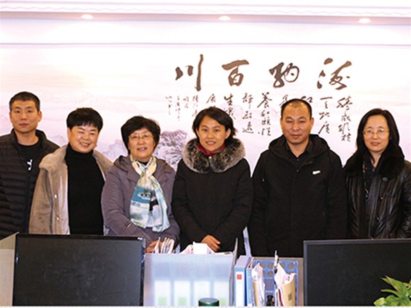 德州市市委領(lǐng)導(dǎo)在2019年1月2日來(lái)我司參觀(guān)考察